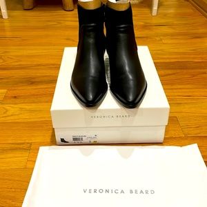 Brand new out of box Veronica beard Kinsley bootie